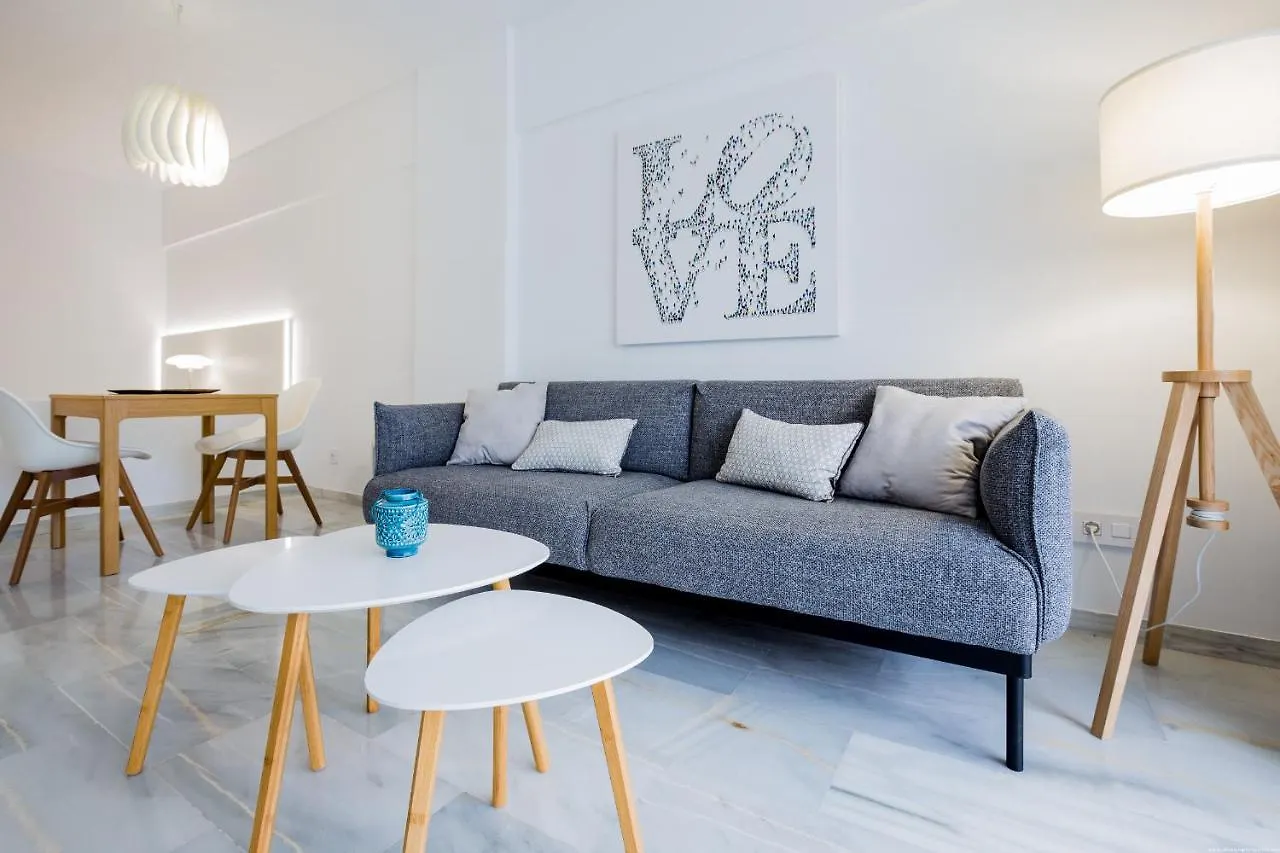 White Studio - La Caleta 아데제 스페인