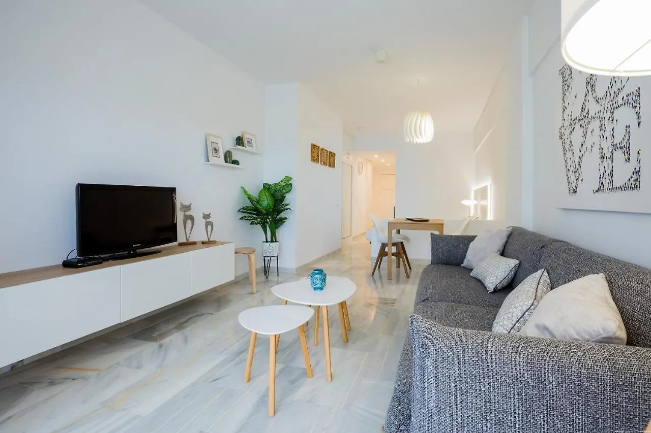 White Studio - La Caleta 아데제 스페인
