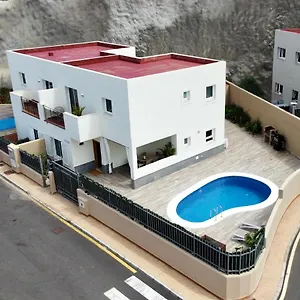 Villa Luxury San Borondon With Private Heated Pool Free Car And June, Costa Adeje (Tenerife)